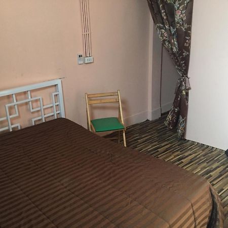 Big Orange Localstay At Siam กรุงเทพมหานคร ภายนอก รูปภาพ